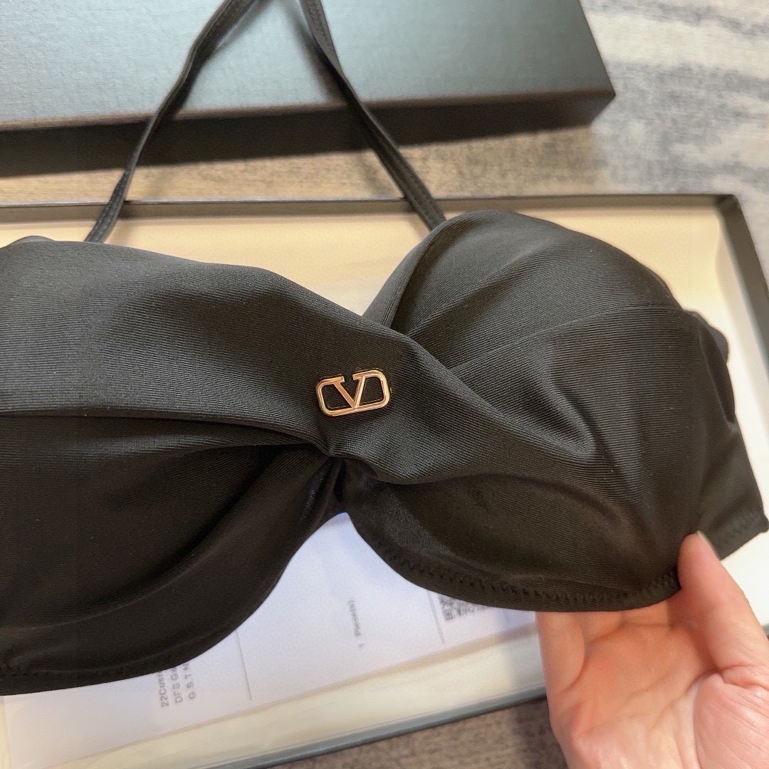 Bagsaaa Va1e*ntin0 Black Bikini