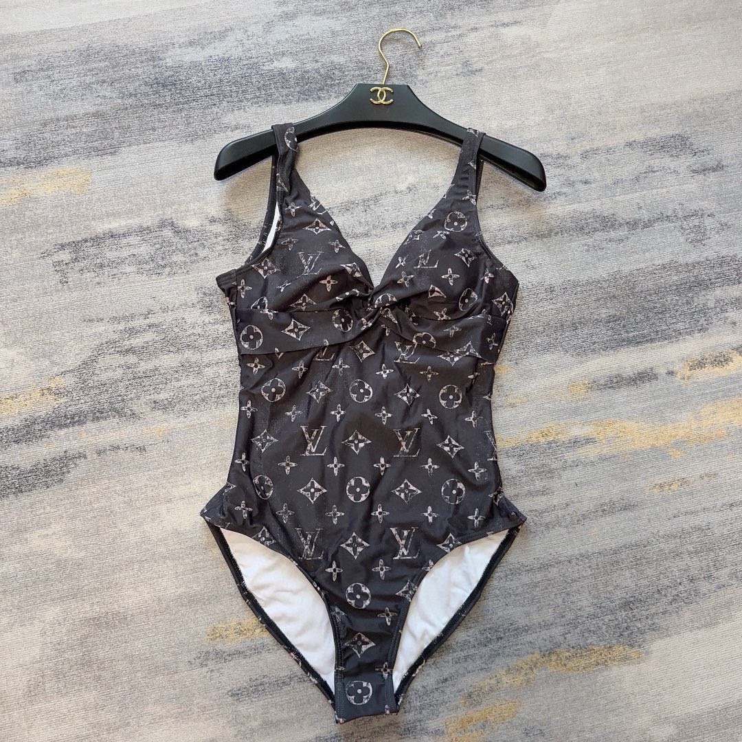 Bagsaaa L0vis Vvtt0n One-piece swimsuit black monogram