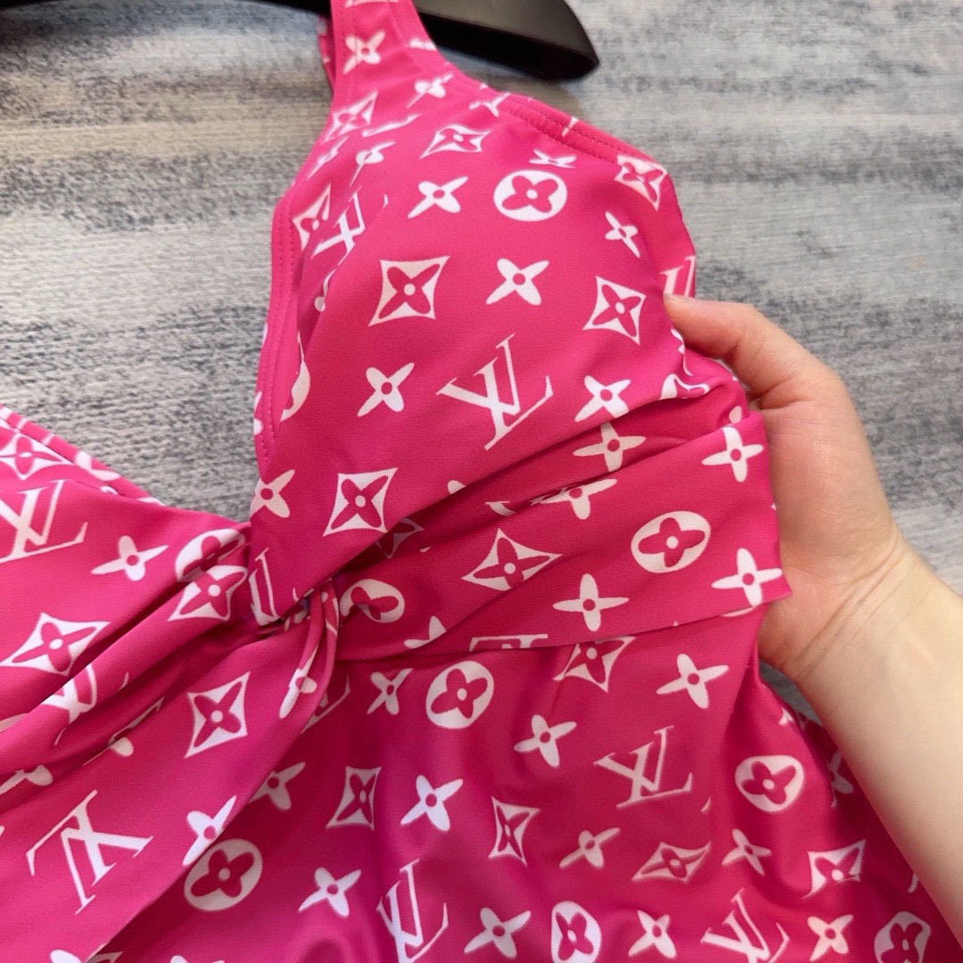 Bagsaaa L0vis Vvtt0n One-piece swimsuit pink monogram