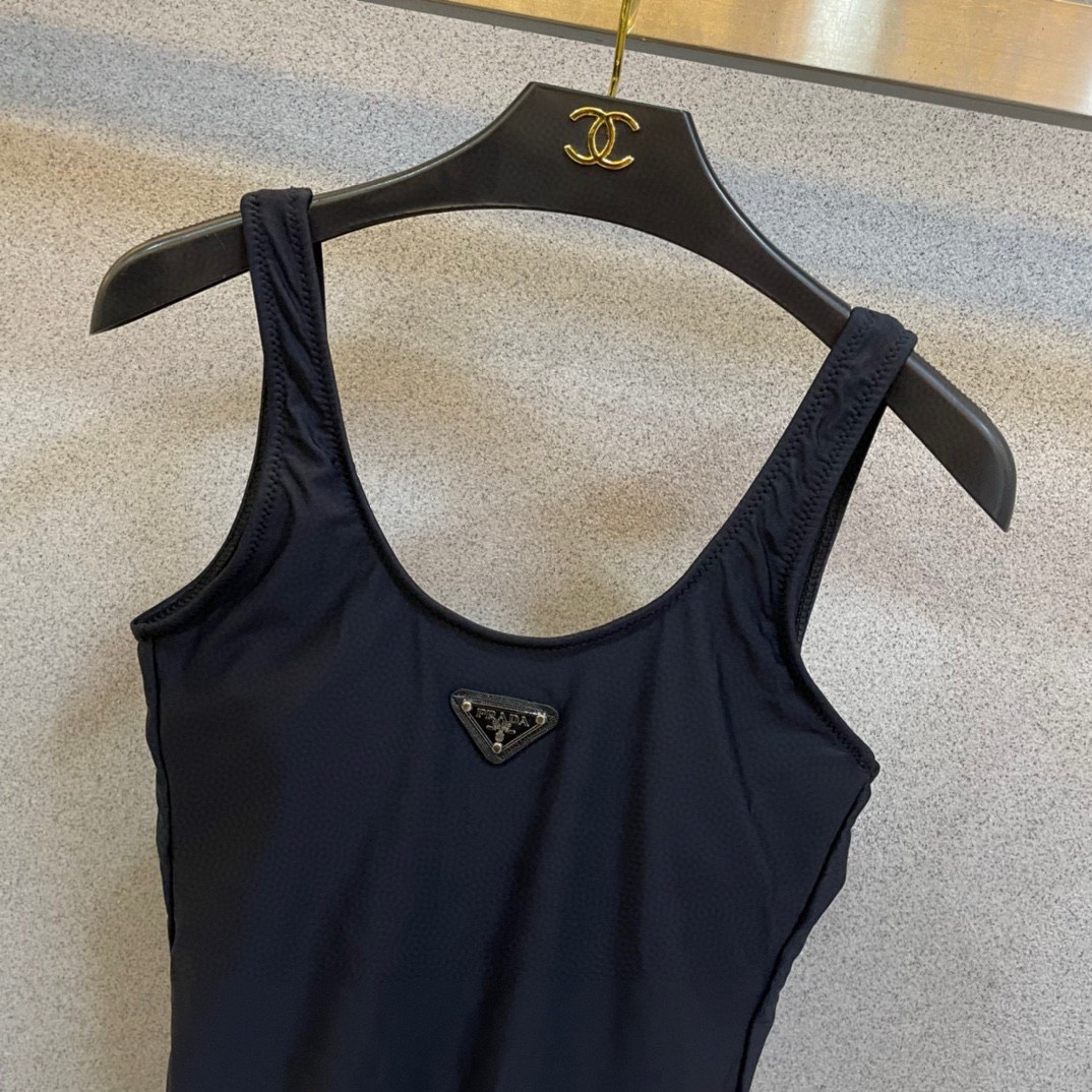 Bagsaaa Pra*a Black One Piece Swimwear