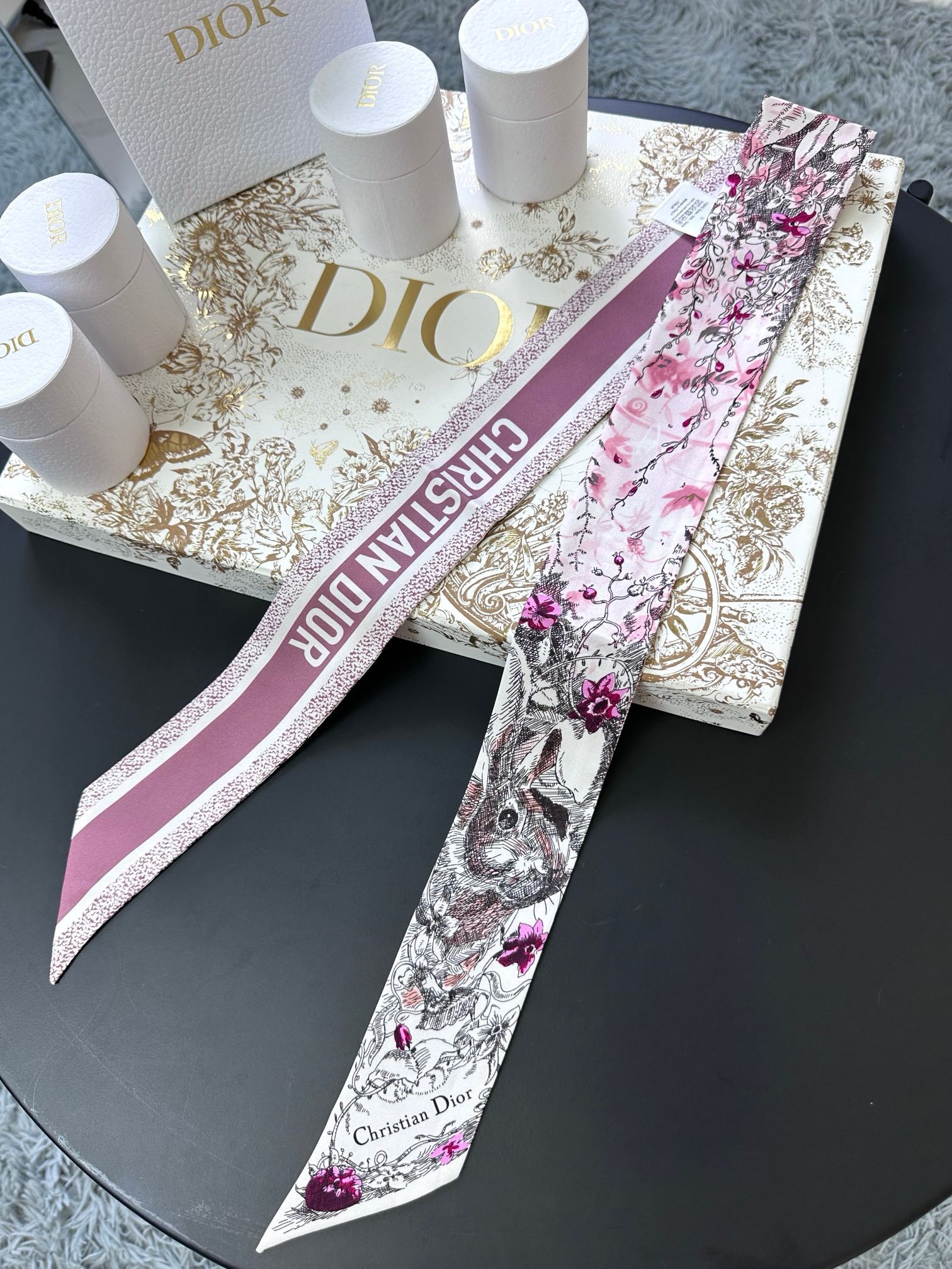 Bagsaaa D10r Flower Mitzah Scarf - 6 x 105 cm
