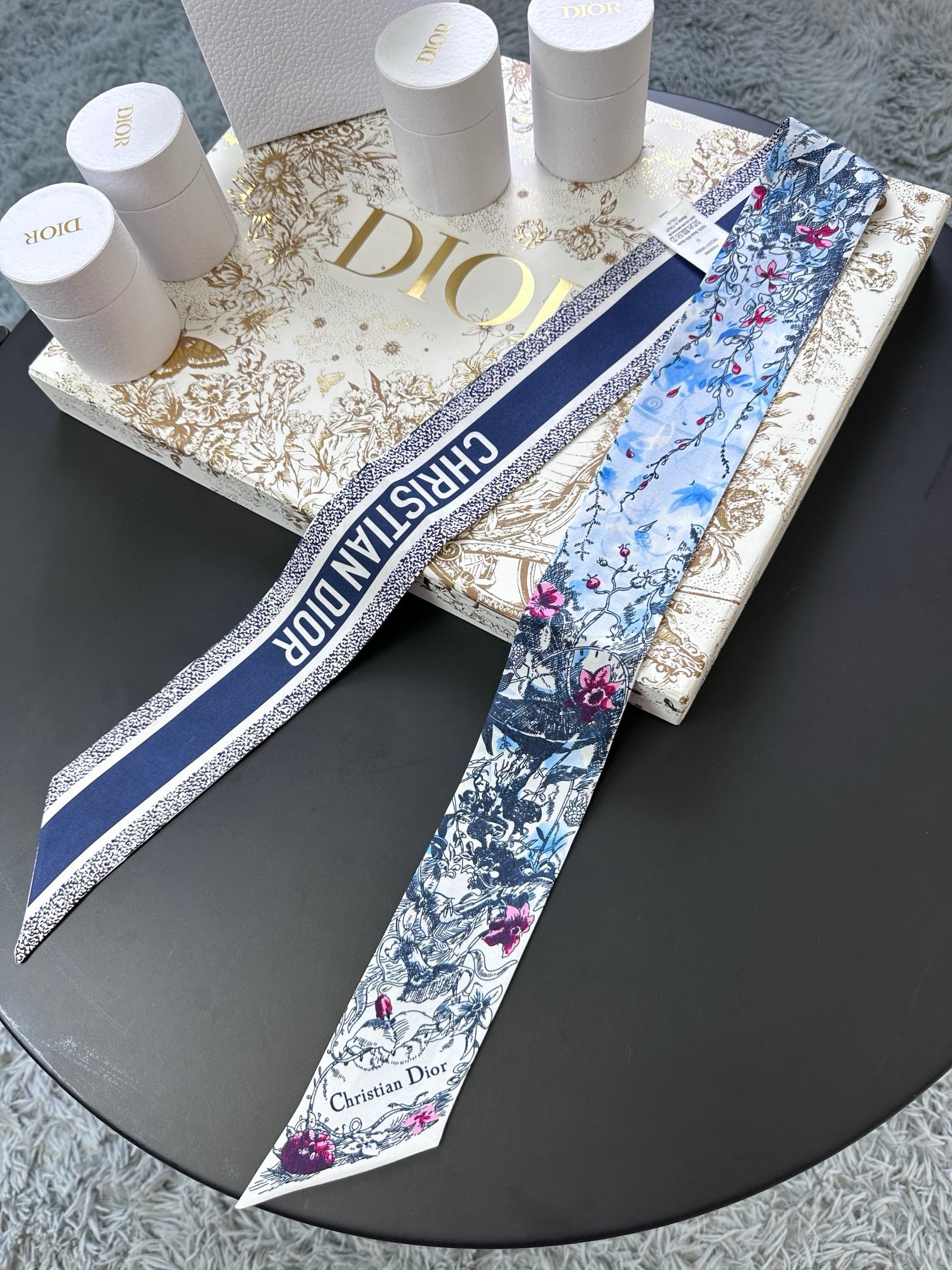 Bagsaaa D10r Flower Mitzah Scarf - 6 x 105 cm
