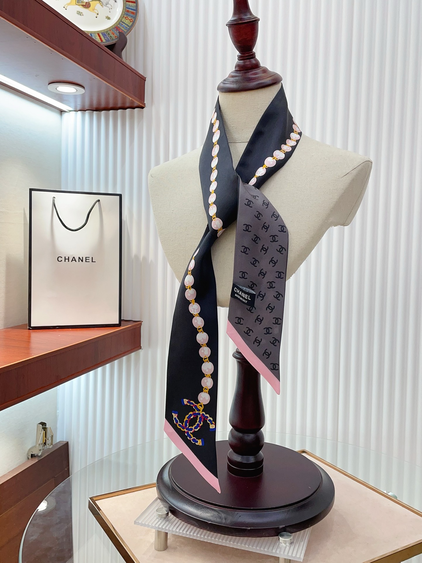 Bagsaaa Ch**el Black Silk Scarf - 120x6cm