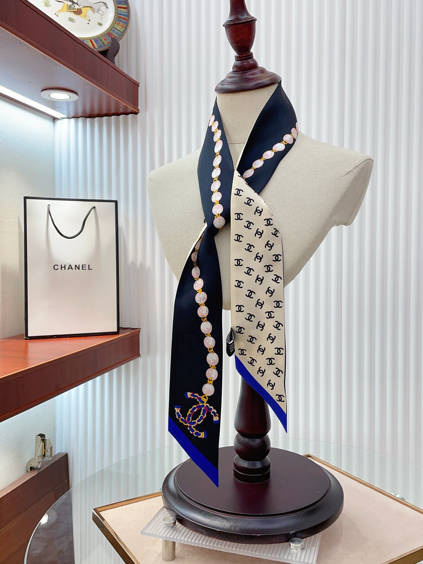 Bagsaaa Ch**el White Silk Scarf - 120x6cm