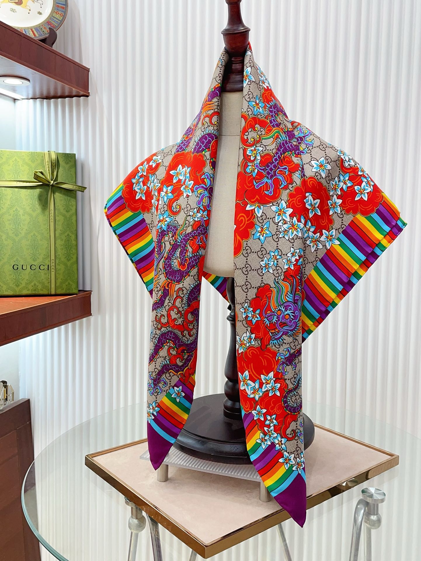 Bagsaaa Gvc*1 GG Dragon Rainbow Scarf - 33x33'