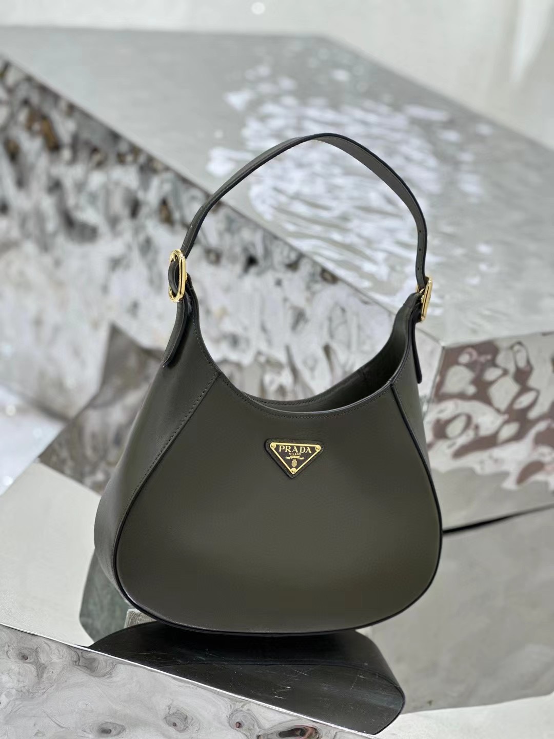 Bagsaaa Pra*a Cleo Shoulder Bag With Adjustable Strap In Green - 27x20x7cm