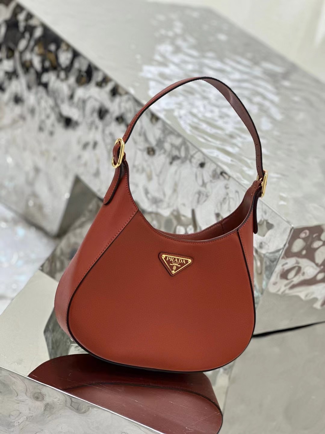 Bagsaaa Pra*a Cleo Shoulder Bag With Adjustable Strap In Orange - 27x20x7cm