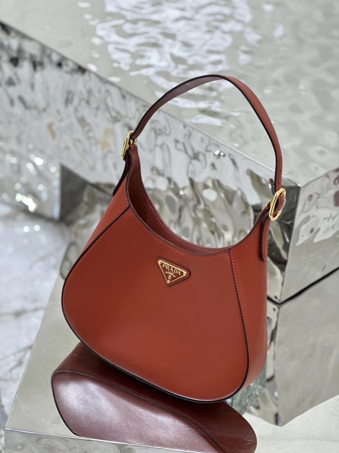 Bagsaaa Pra*a Cleo Shoulder Bag With Adjustable Strap In Orange - 27x20x7cm