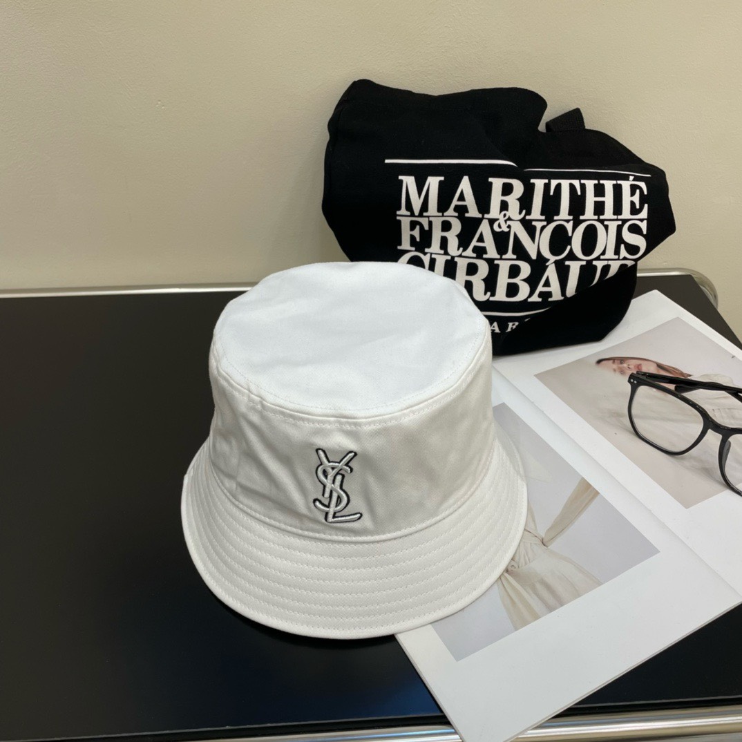 Bagsaaa Y51 White Front Logo Bucket Hat