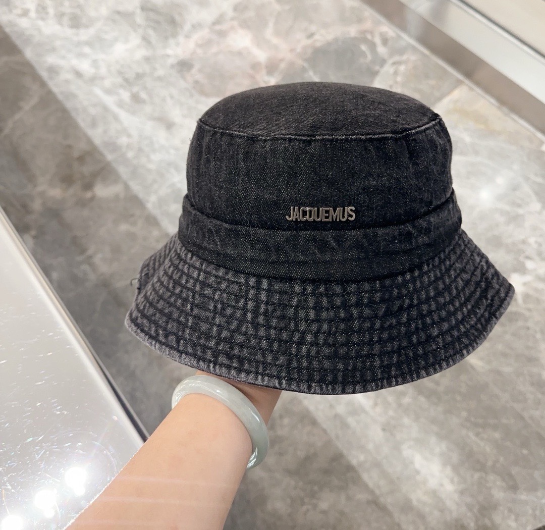 Bagsaaa Jacquemus Le Bob Gadjo Bucket Hat