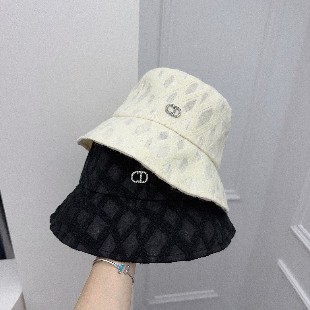 Bagsaaa D10r Bucket Hat 02
