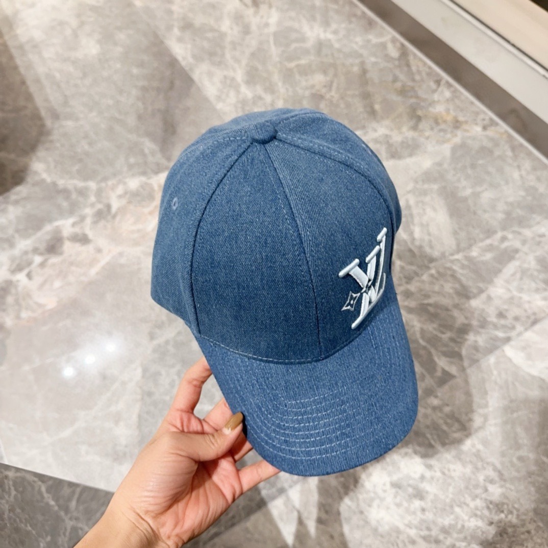 Bagsaaa L0vis Vvtt0n Blue Cap 02