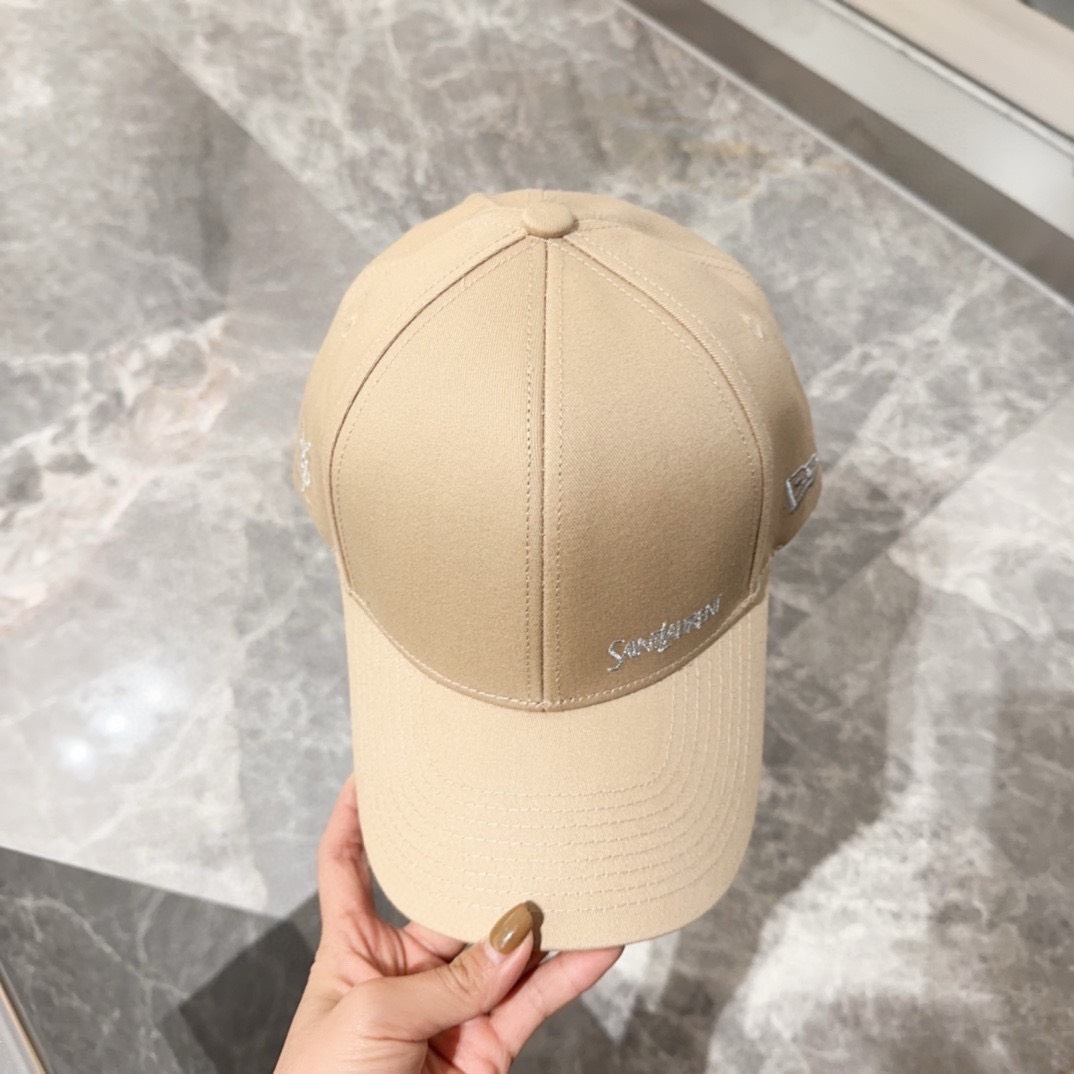 Bagsaaa Y51 Beige Cap