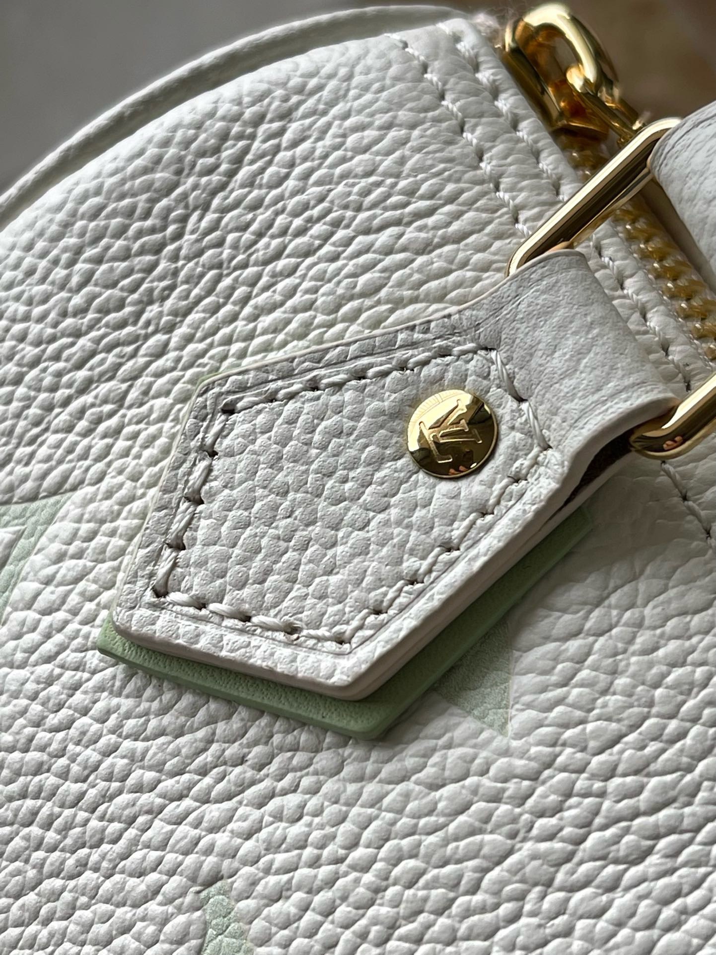 Bagsaaa L0vis Vvtt0n Nano Speedy Latte White / Matcha Green - M24169 - 16 x 10 x 7.5 cm