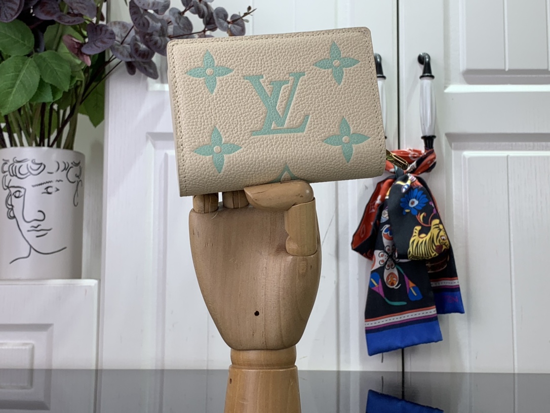 Bagsaaa L0vis Vvtt0n Clea Wallet Monogram Empreinte Leather - 11*8.5*3.5cm