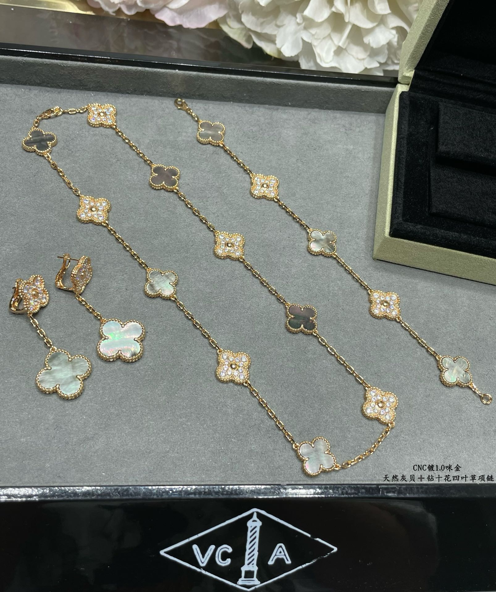 Bagsaaa V*n Cl**f & Arp*1s Vinatge Alhambra necklace, 10 motifs with D1am0nd