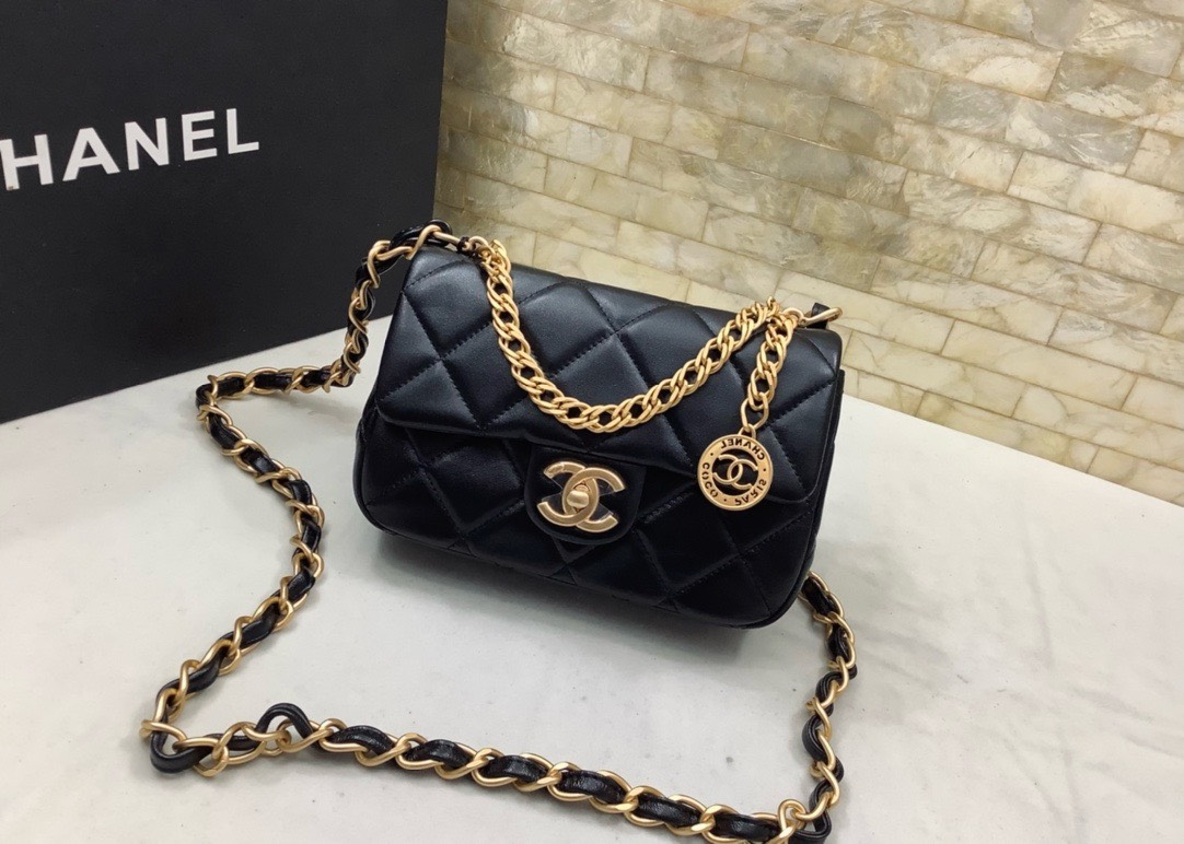 Bagsaaa Ch**el Flap Bag Lambskin Black Leather - 21x12x7cm
