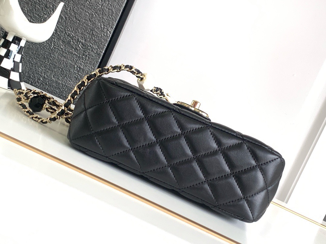 Bagsaaa Ch**el 23K Black Bag With Heart Chain - 19cm