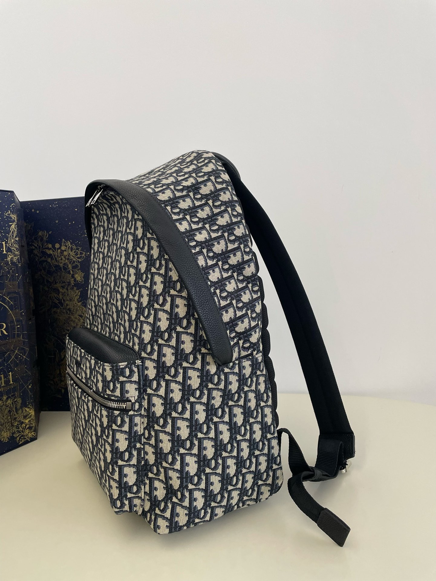 Bagsaaa D10r Rider Oblique Blue Canvas Backpack - 39x15x42cm