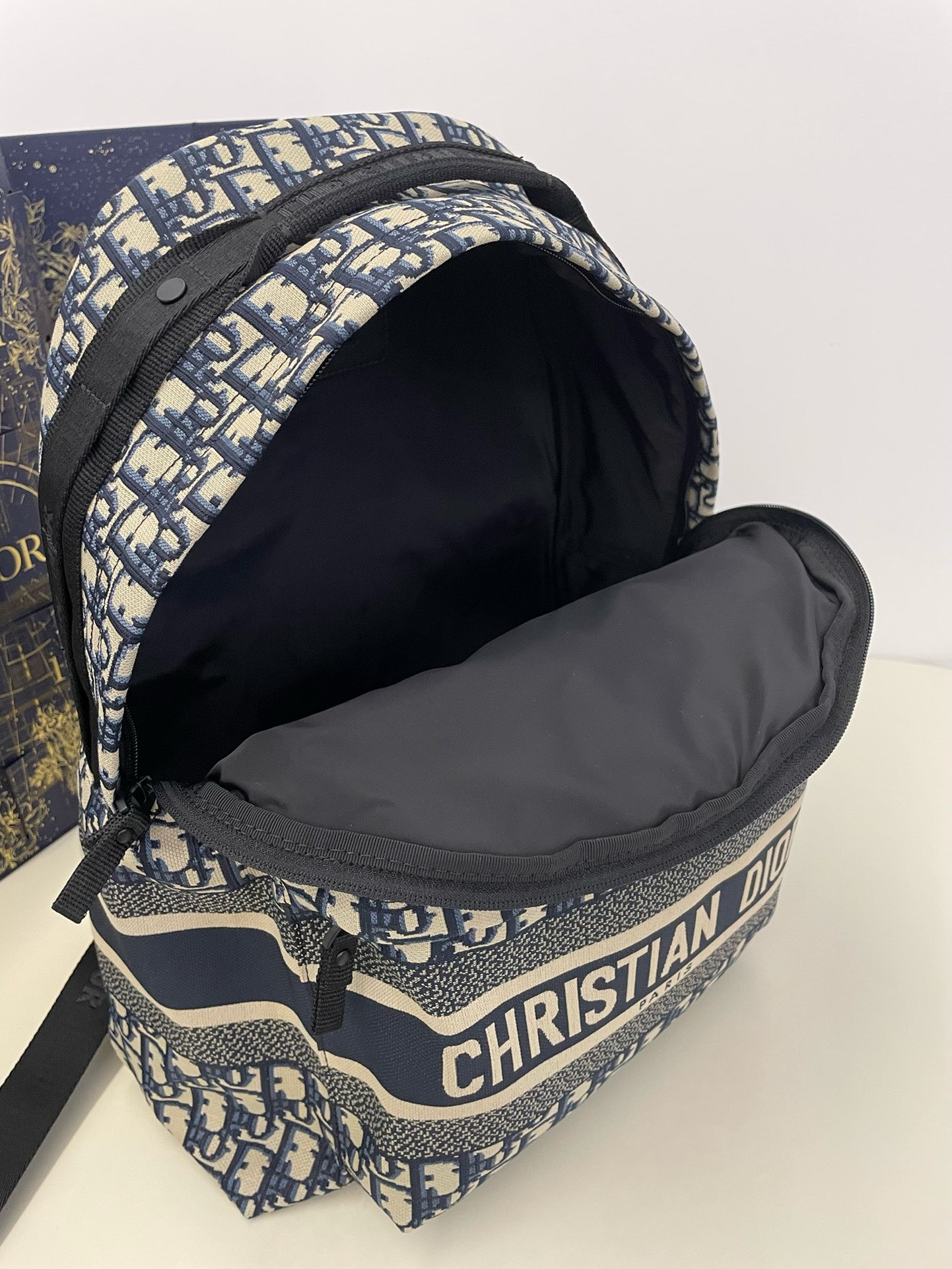 Bagsaaa D10r Oblique Canvas Blue Backpack - 35x41x15cm