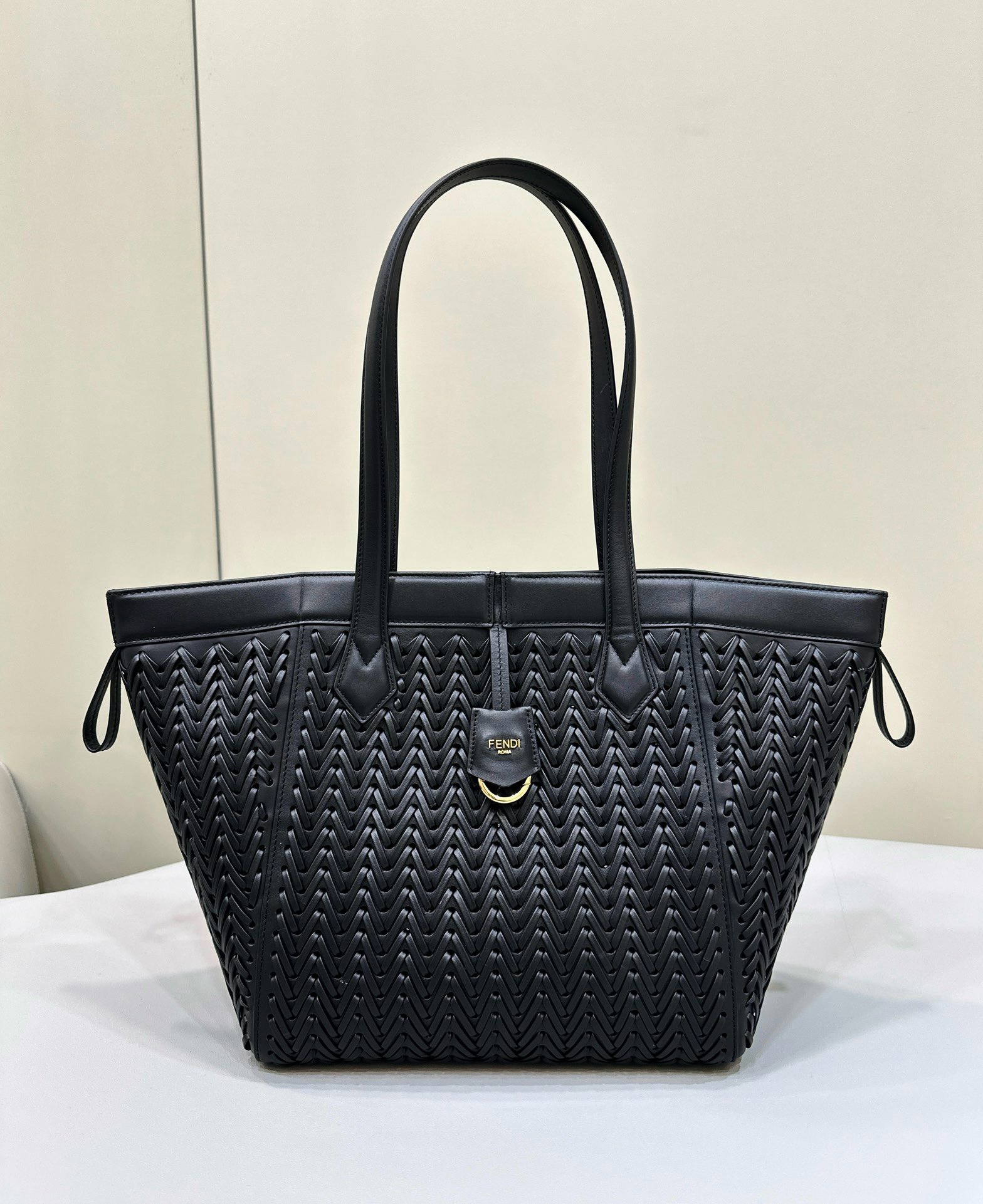 Bagsaaa F**di Origami Medium Black interlaced leather bag that can be transformed