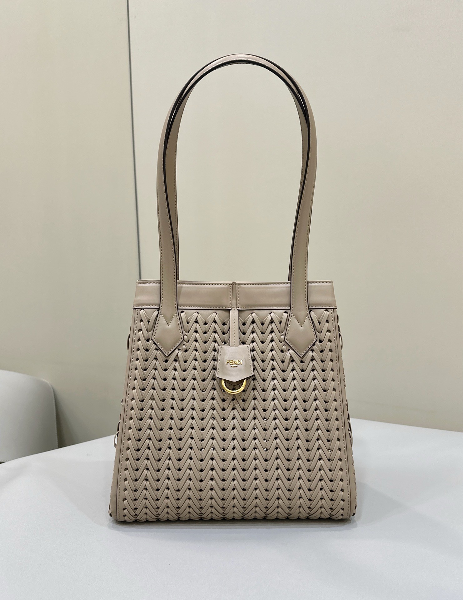 Bagsaaa F**di Origami Medium Beige interlaced leather bag that can be transformed