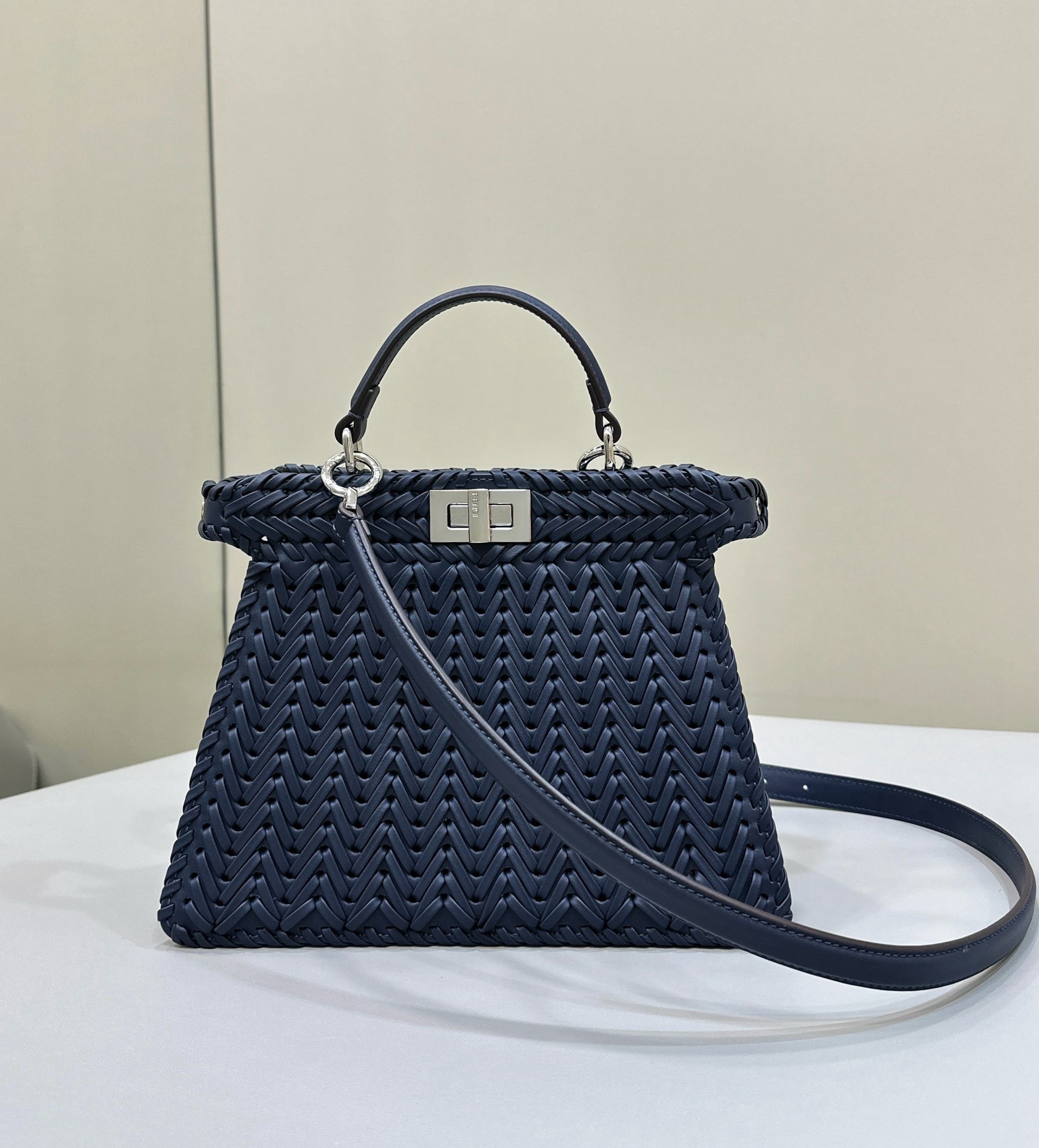 Bagsaaa F**di Peekaboo ISeeU Petite Blue - 27x11x20cm