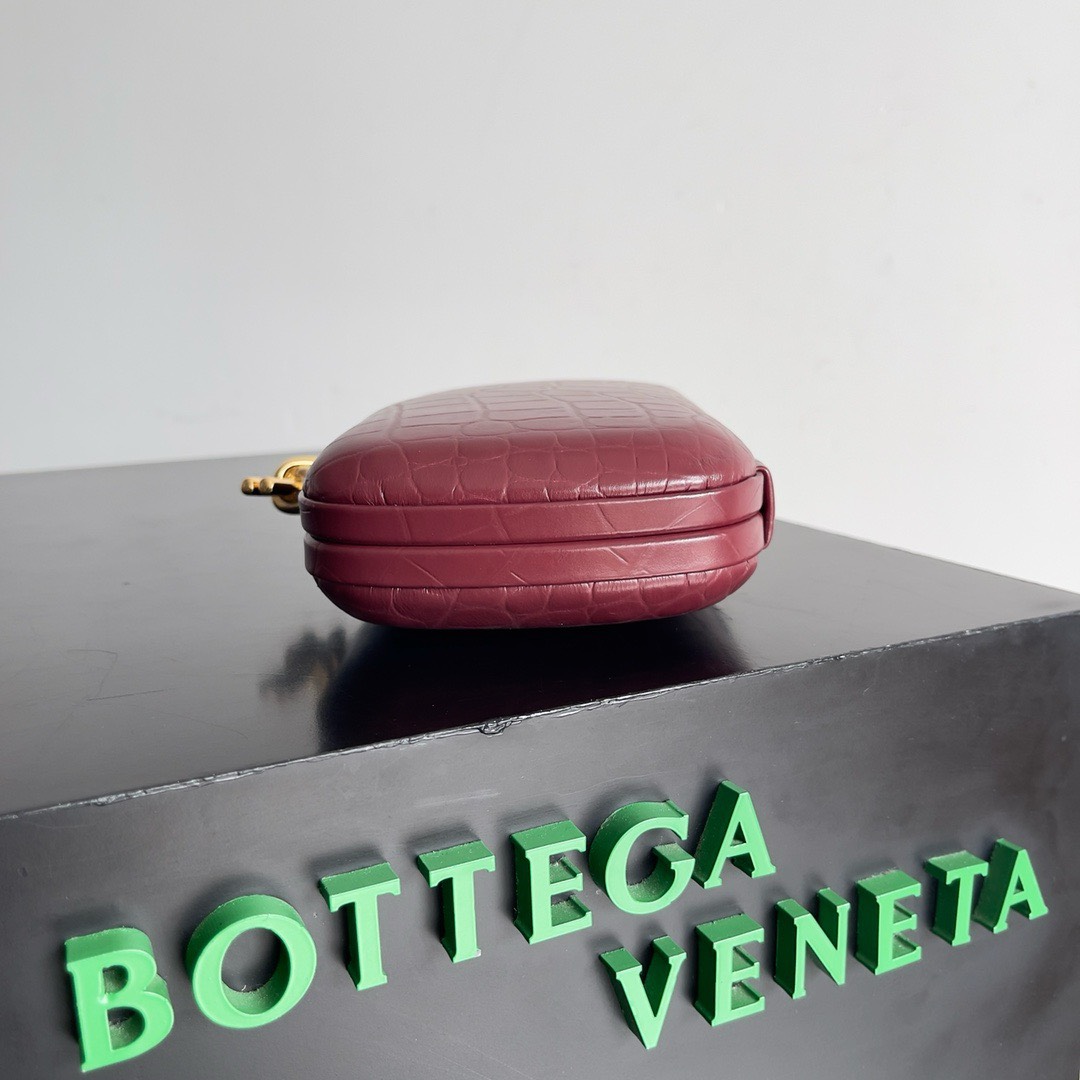 Bagsaa B0tt*ga Ven*ta Knot Crocodile Burgundy - 20x12x5.5cm