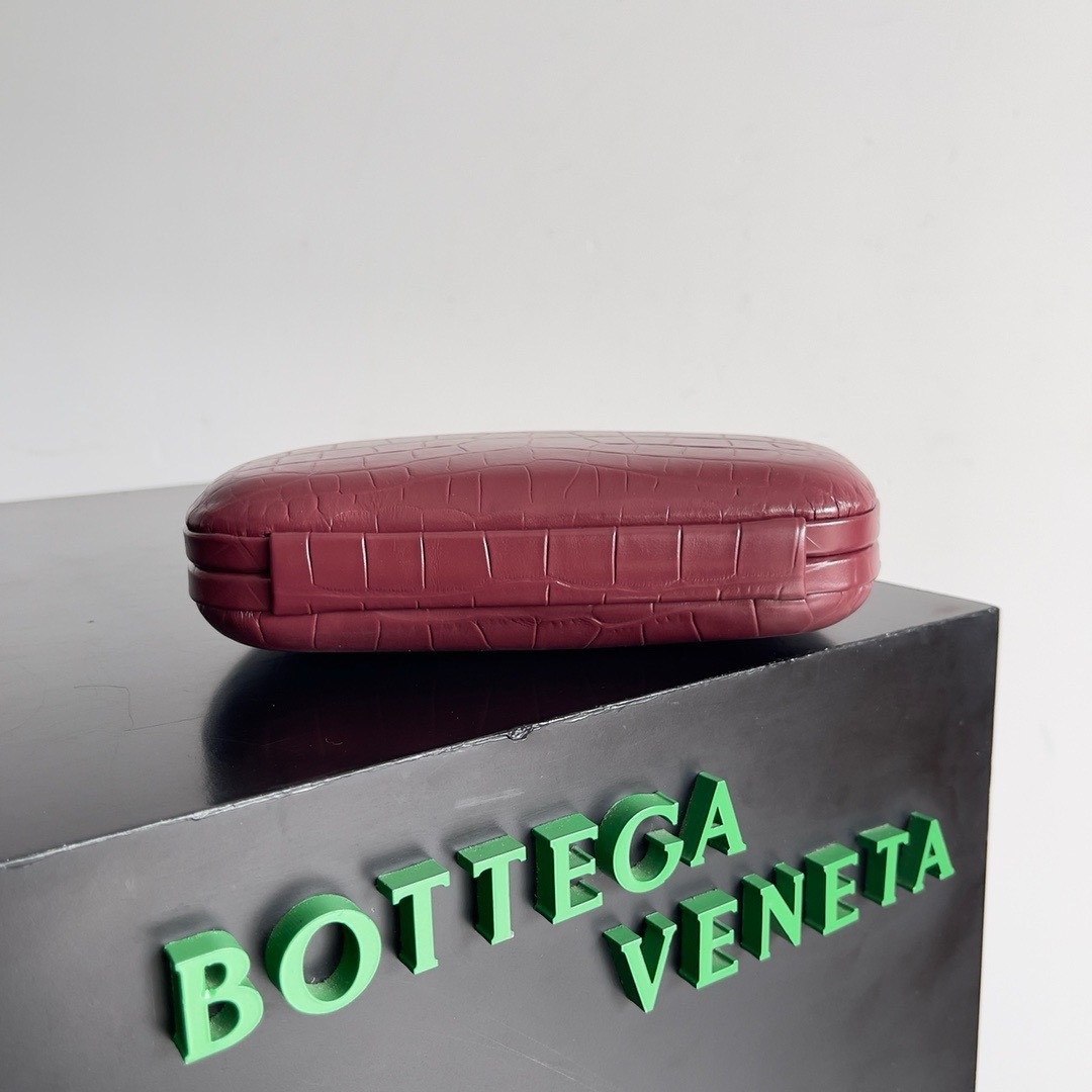 Bagsaa B0tt*ga Ven*ta Knot Crocodile Burgundy - 20x12x5.5cm