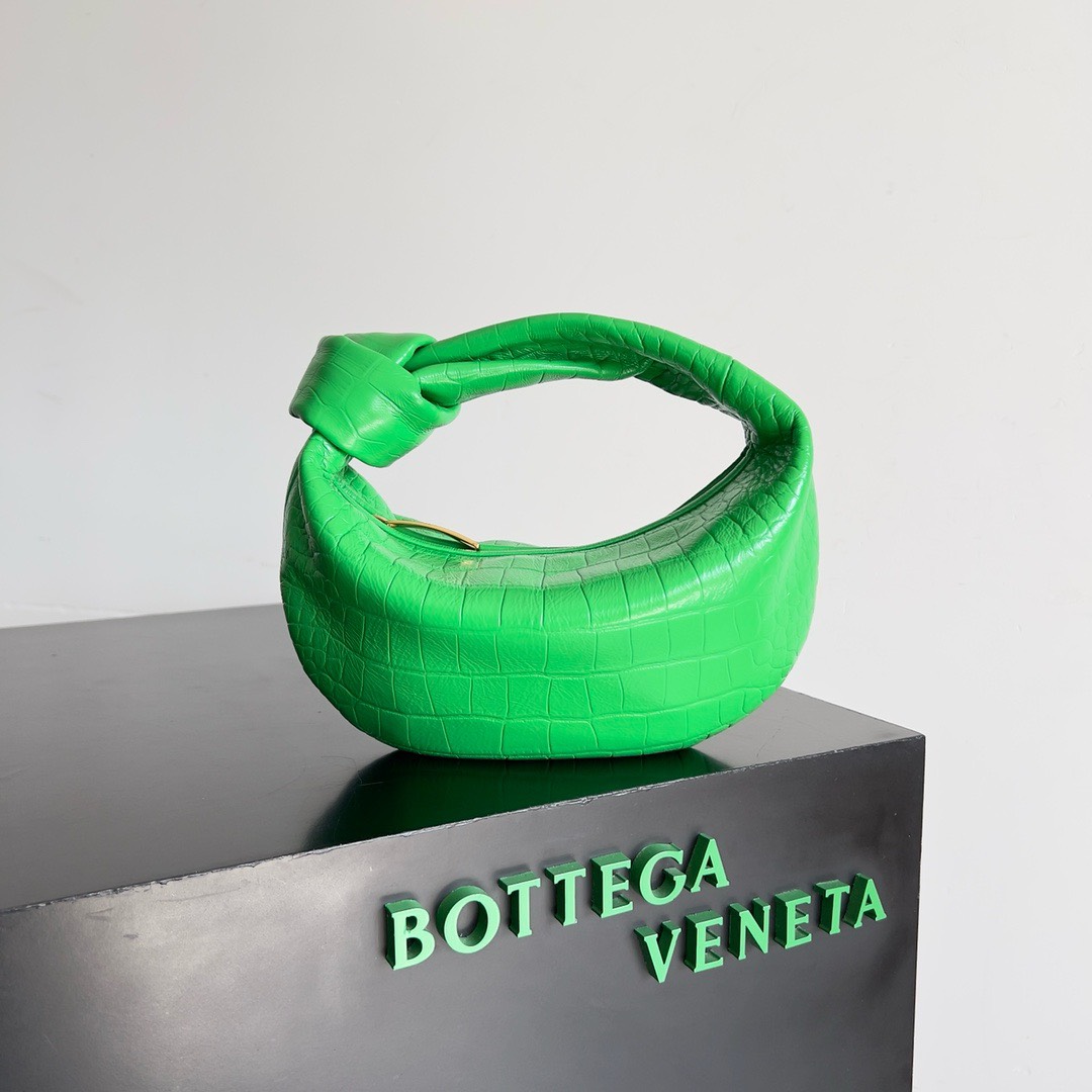 Bagsaaa B0tt*ga Ven*ta Small Jodie Crocodile Green Bag - 23x15x5cm
