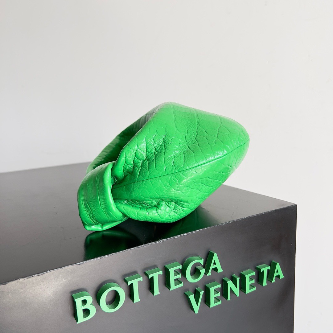 Bagsaaa B0tt*ga Ven*ta Small Jodie Crocodile Green Bag - 23x15x5cm
