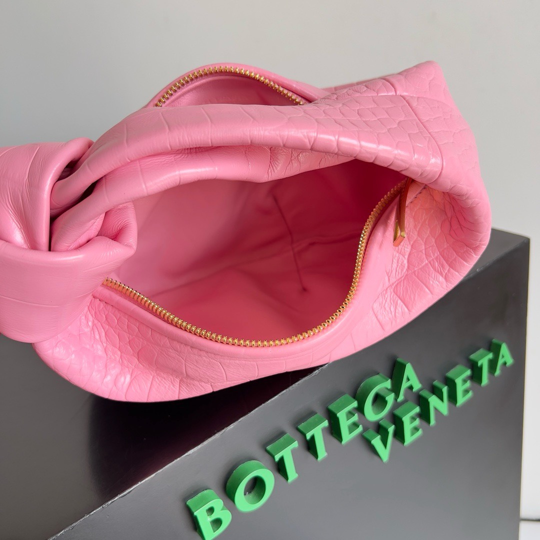 Bagsaaa B0tt*ga Ven*ta Small Jodie Crocodile Pink Bag - 23x15x5cm