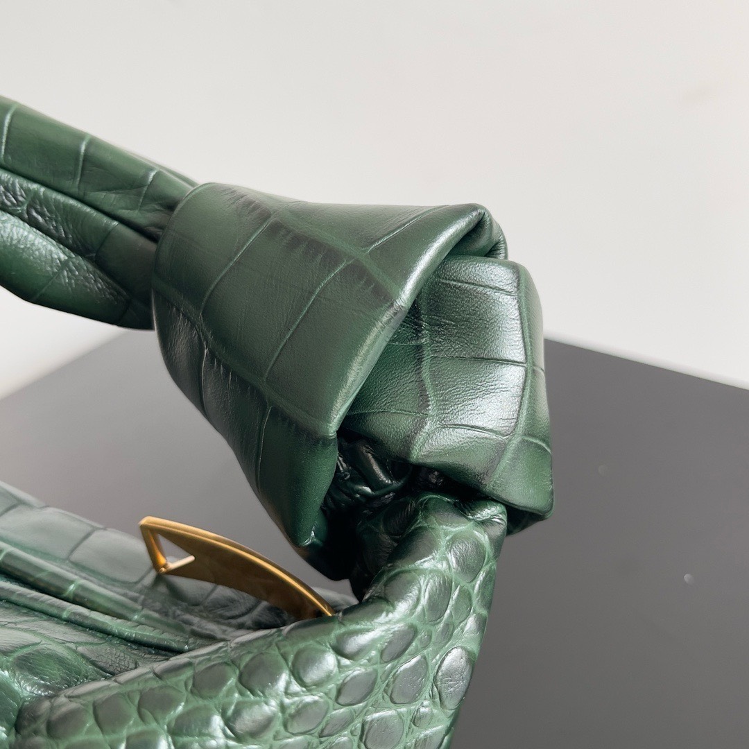 Bagsaaa B0tt*ga Ven*ta Small Jodie Crocodile Dark Green Bag - 23x15x5cm