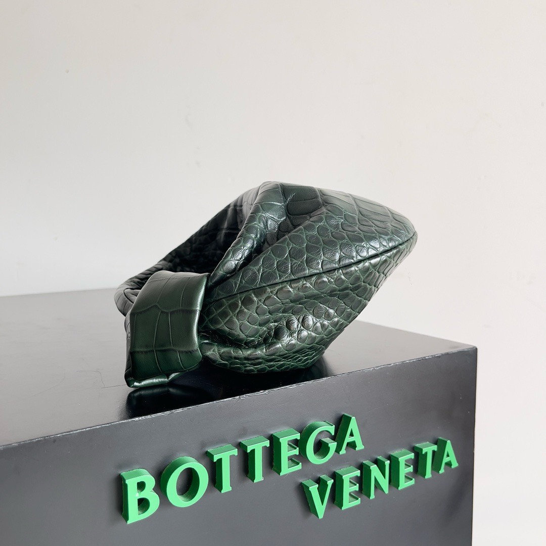 Bagsaaa B0tt*ga Ven*ta Small Jodie Crocodile Dark Green Bag - 23x15x5cm