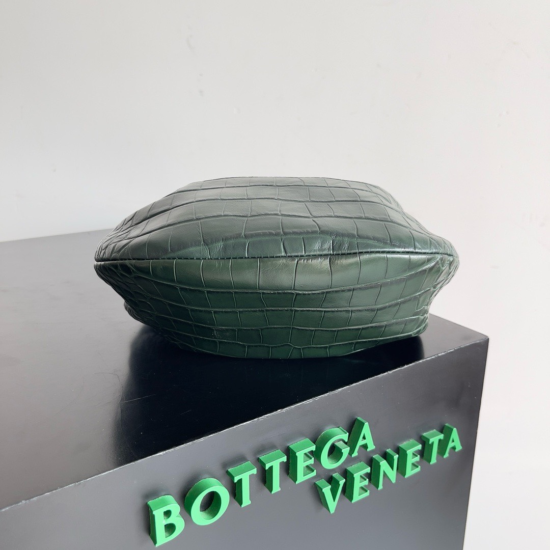 Bagsaaa B0tt*ga Ven*ta Small Jodie Crocodile Dark Green Bag - 23x15x5cm