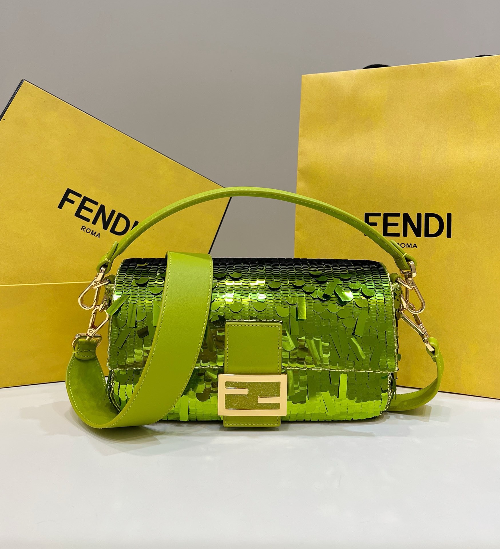 Bagsaaa F**di Baguette Acid green sequin and leather bag - 27x15x6cm