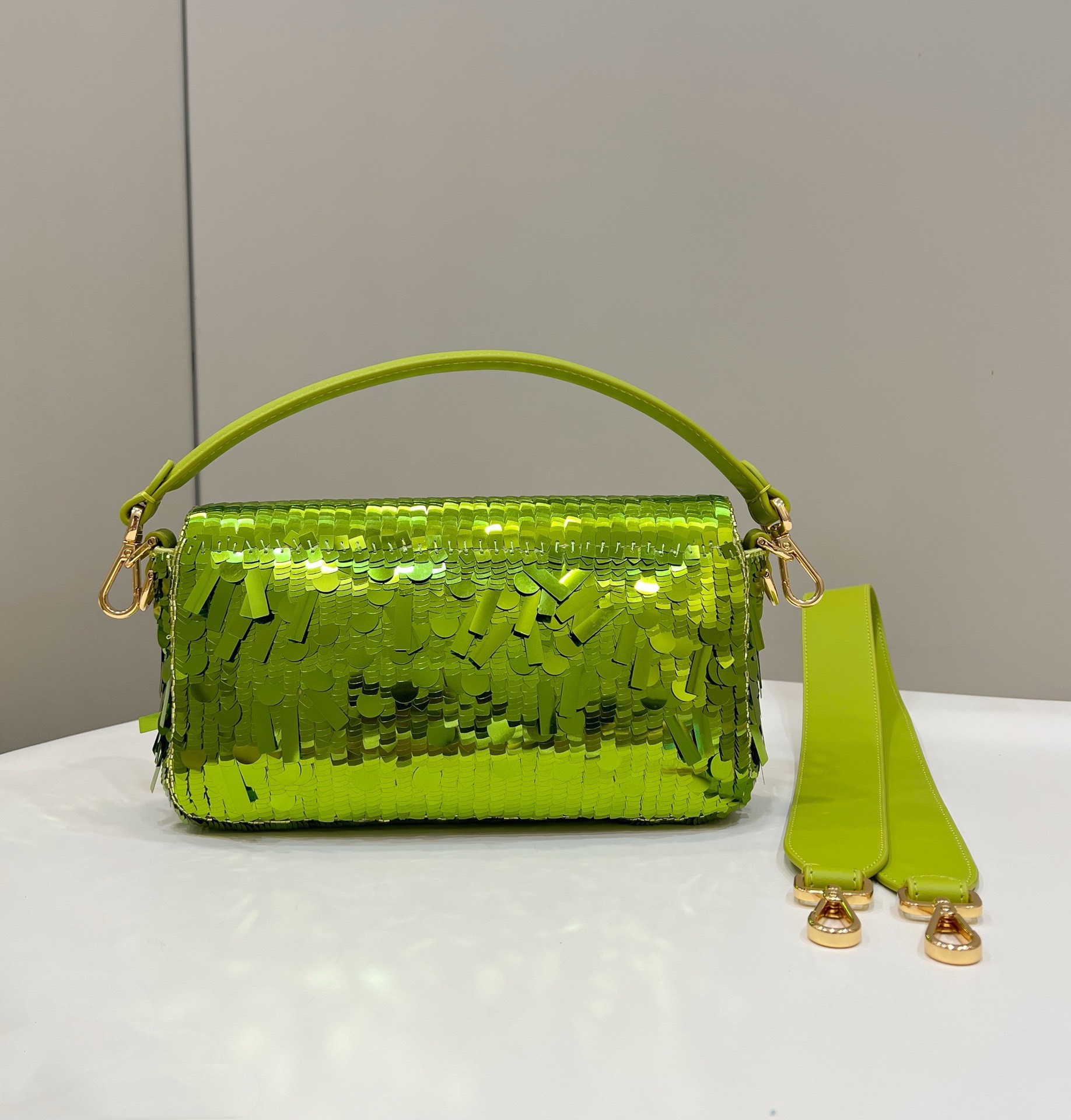 Bagsaaa F**di Baguette Acid green sequin and leather bag - 27x15x6cm