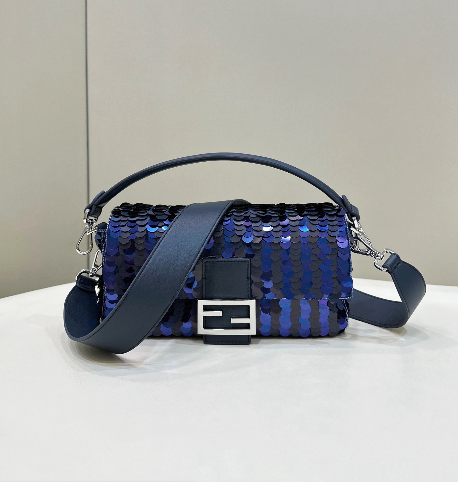 Bagsaaa F**di Baguette Dark and mid blue sequin bag - 27x15x6cm