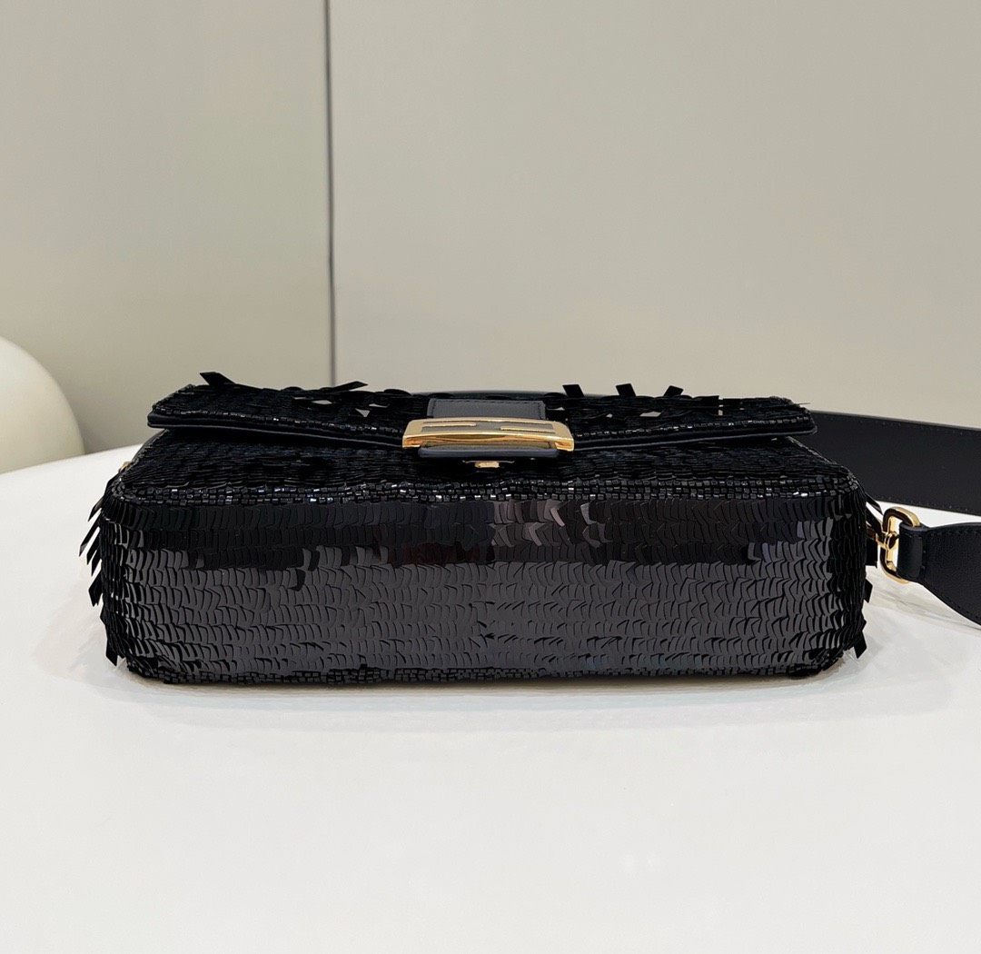 Bagsaaa F**di Baguette Black sequin and leather bag - 27x15x6cm