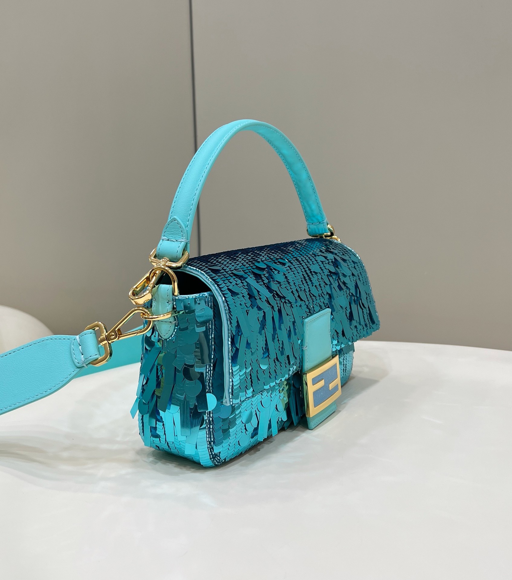 Bagsaaa F**di Baguette Blue sequin and leather bag - 27x15x6cm