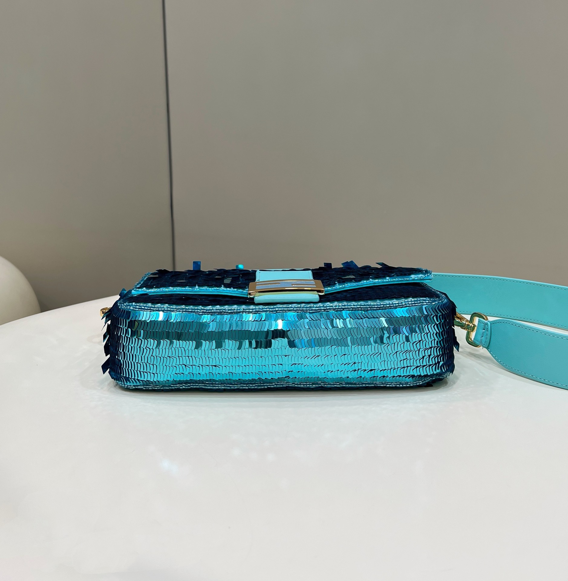 Bagsaaa F**di Baguette Blue sequin and leather bag - 27x15x6cm