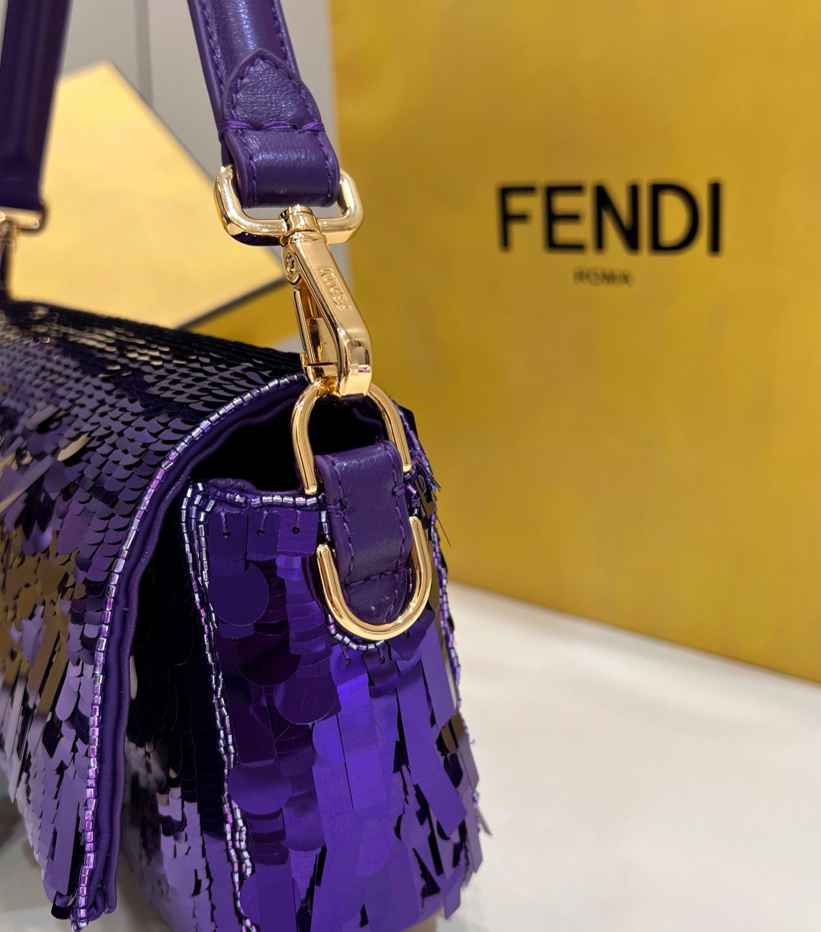Bagsaaa F**di Baguette Dark Purple sequin and leather bag - 27x15x6cm
