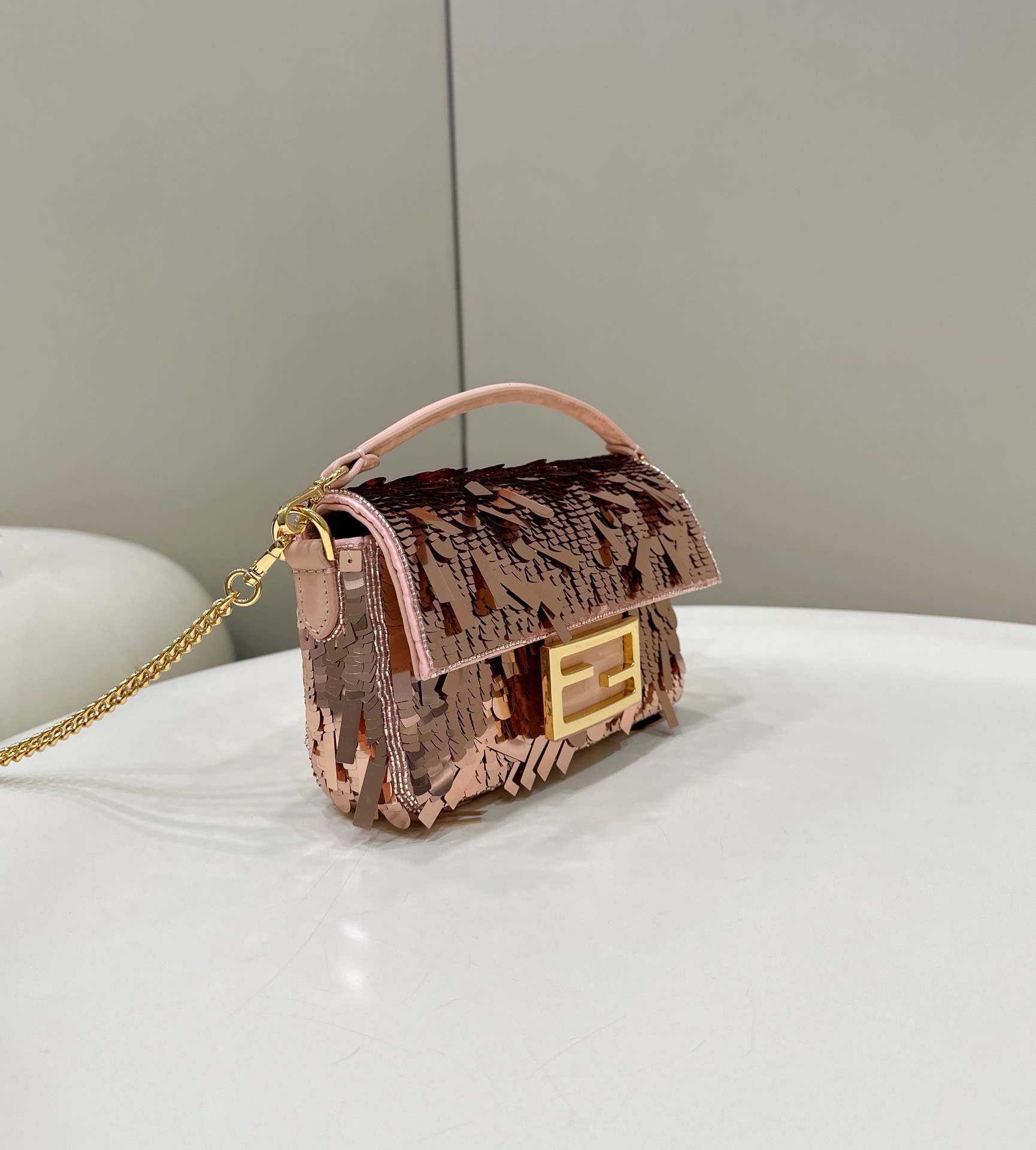 Bagsaaa F**di Mni Baguette Pink sequin and leather bag - 19*5*11cm