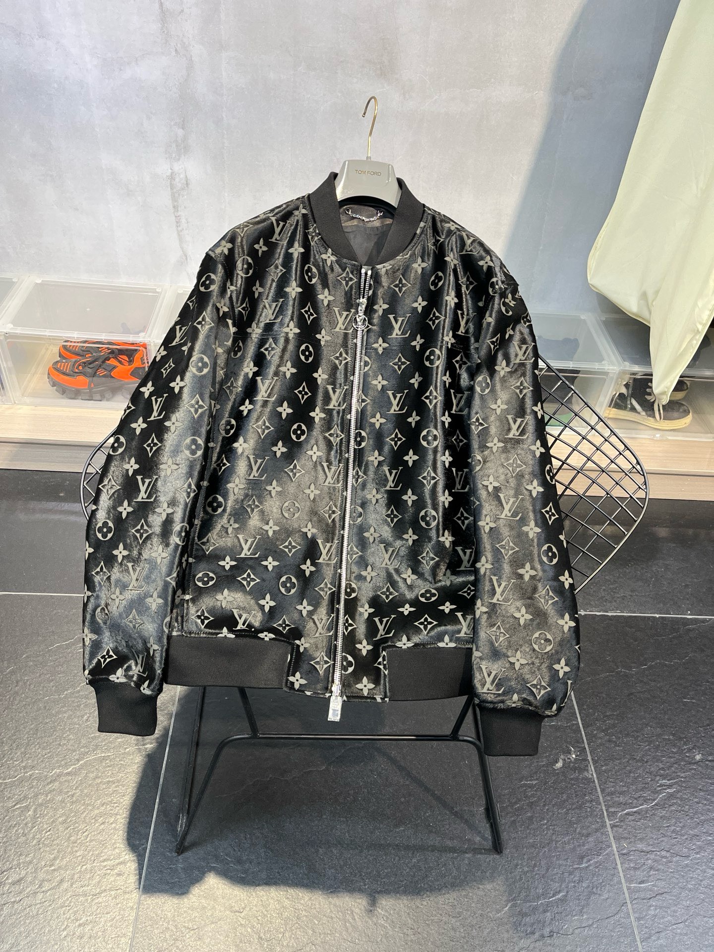 Bagsaaa L0vis Vvtt0n Leather Black Monogram Jacket