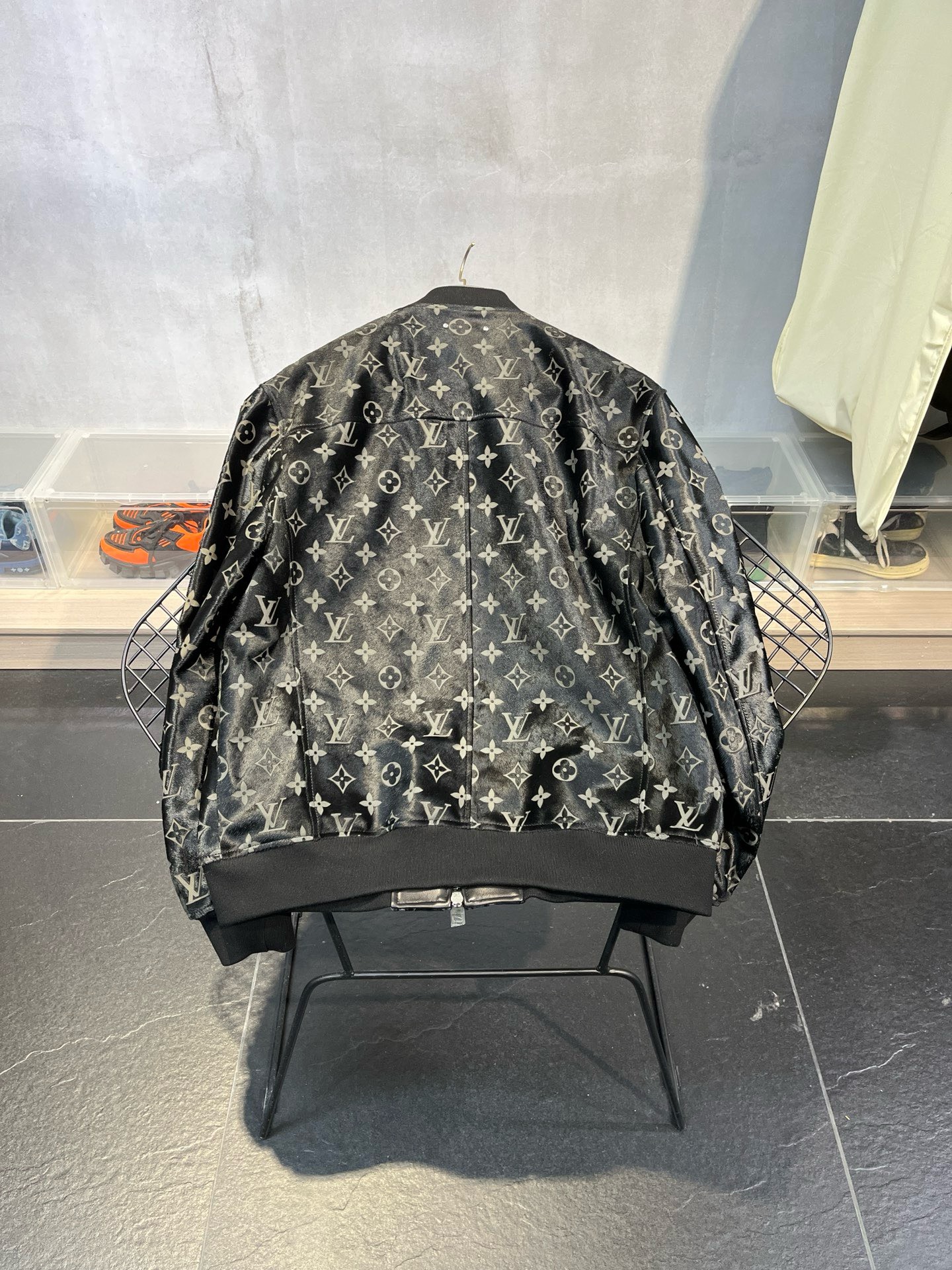 Bagsaaa L0vis Vvtt0n Leather Black Monogram Jacket