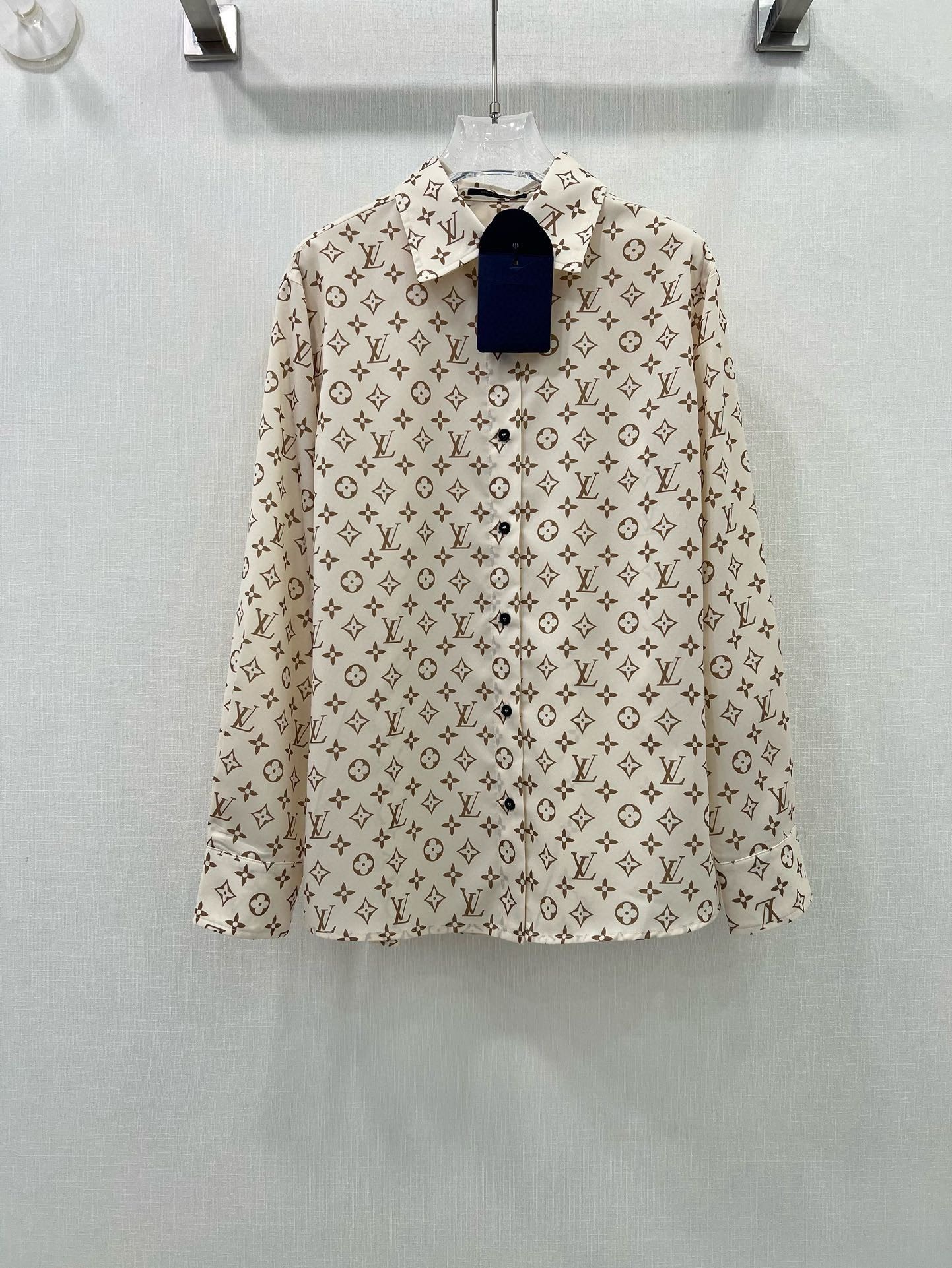 Bagsaaa L0vis Vvtt0n Silk Fabric Monogram Cream Color