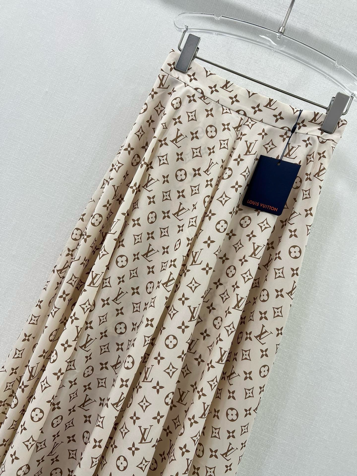 Bagsaaa L0vis Vvtt0n Silk Fabric Monogram Cream Color Long Skirt