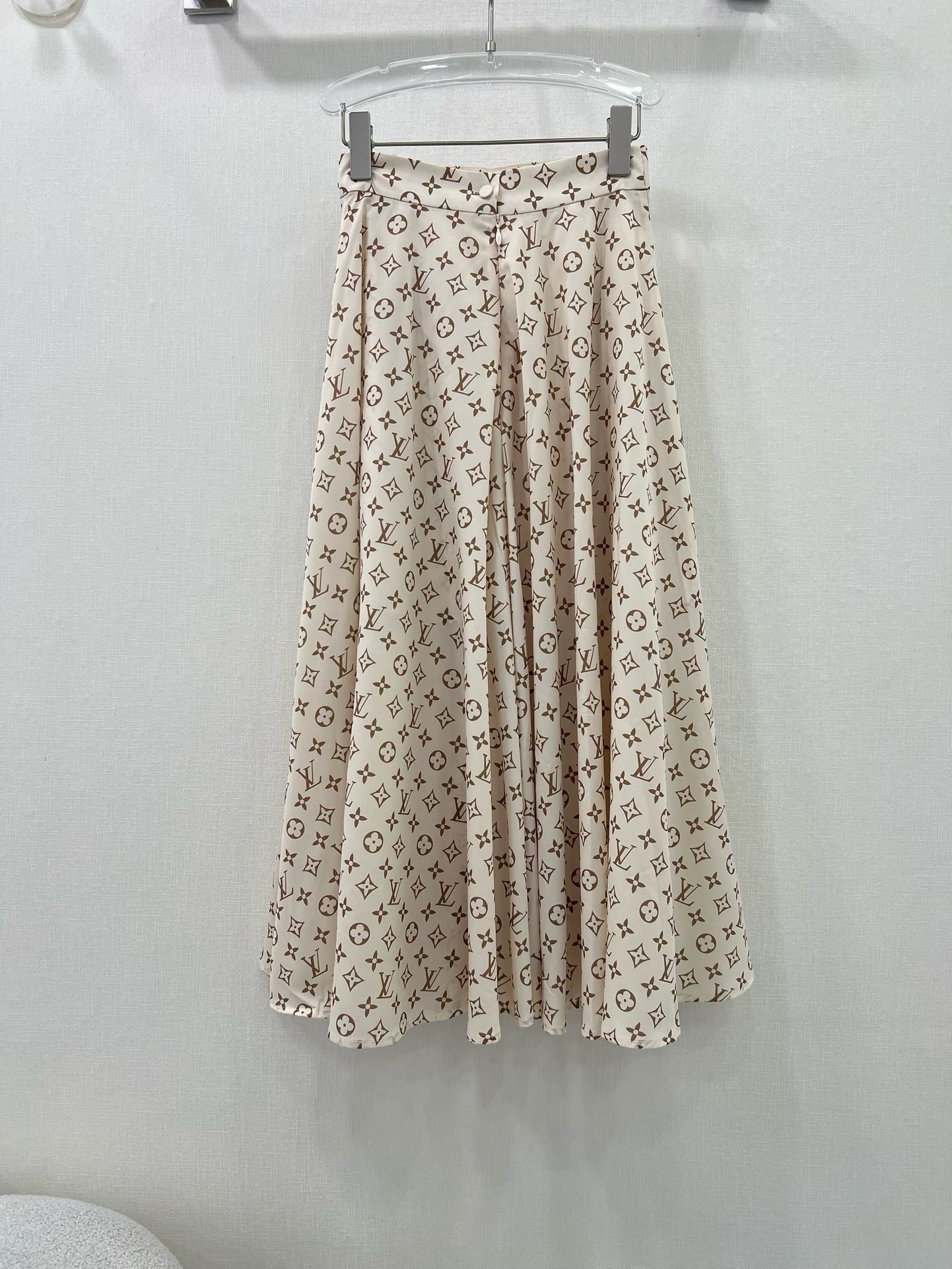 Bagsaaa L0vis Vvtt0n Silk Fabric Monogram Cream Color Long Skirt