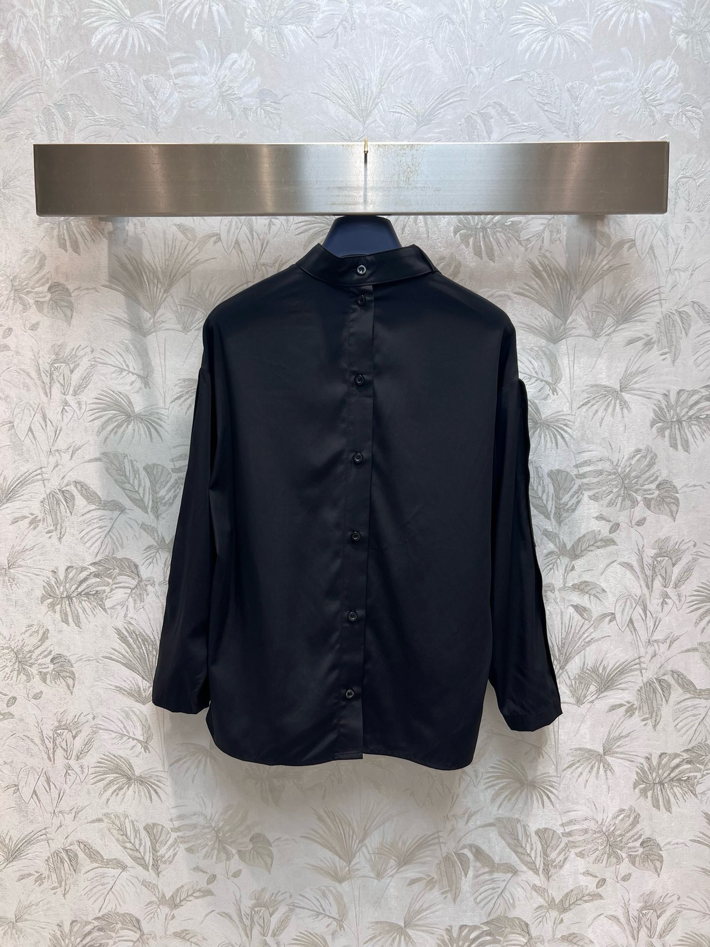 Bagsaaa L0vis Vvtt0n Monogram Lavaliere Button Sleeve Blouse In Black