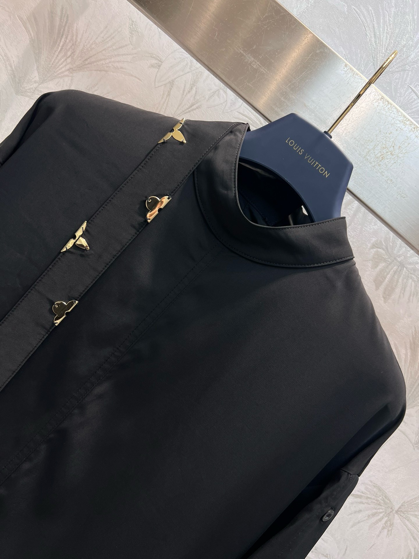 Bagsaaa L0vis Vvtt0n Monogram Lavaliere Button Sleeve Blouse In Black